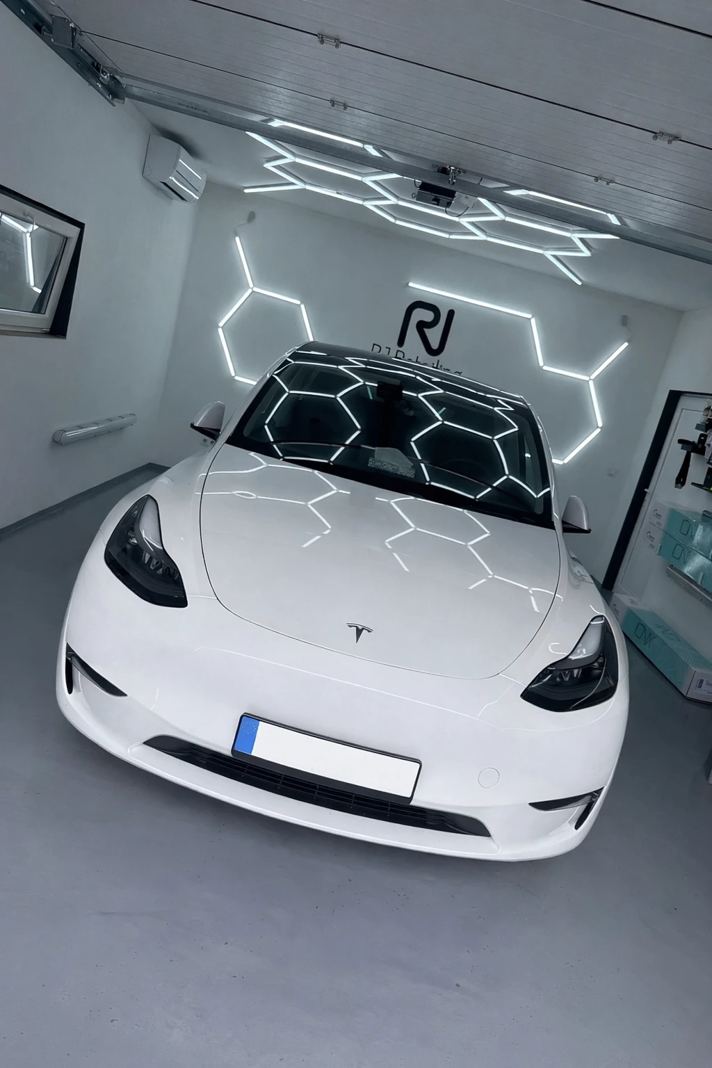 Tesla Model Y - aplikace PPF